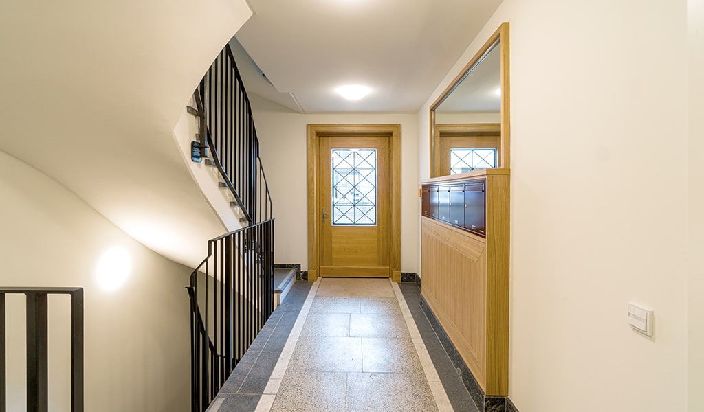 Cason_Slider_03_Hausflur_GH-min